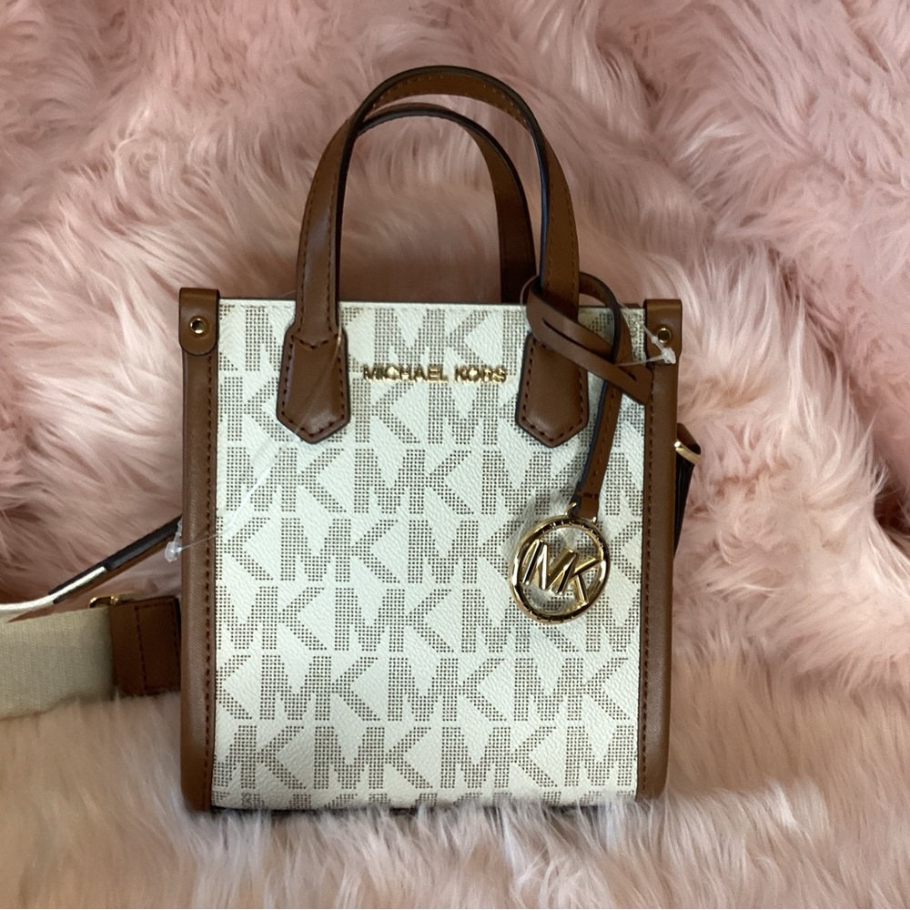 Michael Kors Jet Set Logo Small Tote in Vanilla/Acorn NWT & In Box - Picture 10 of 14